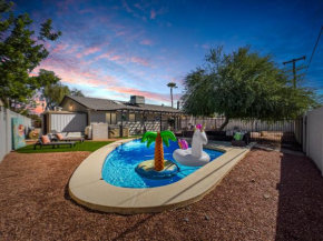 Old Town Oasis, Pool, Hot Tub & Prime Location!